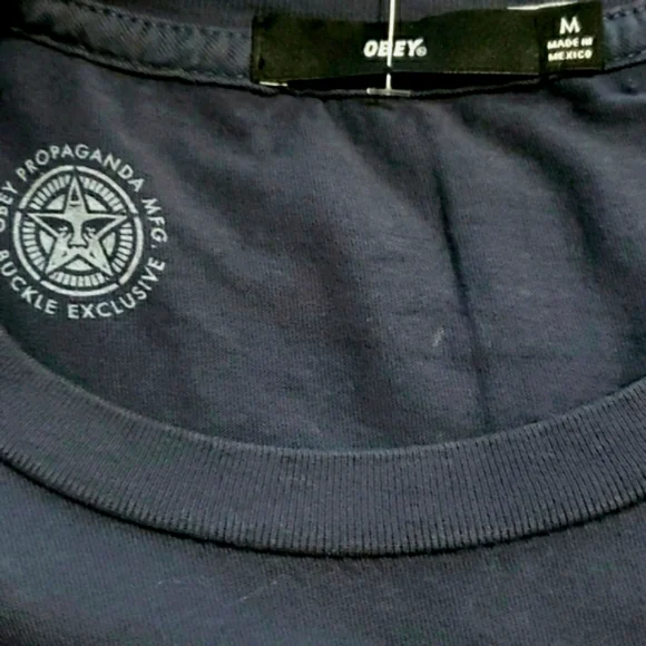 🔷️OBEY Dissenters Union Crewneck Graphic Tee🔷️ - Picture 2 of 4